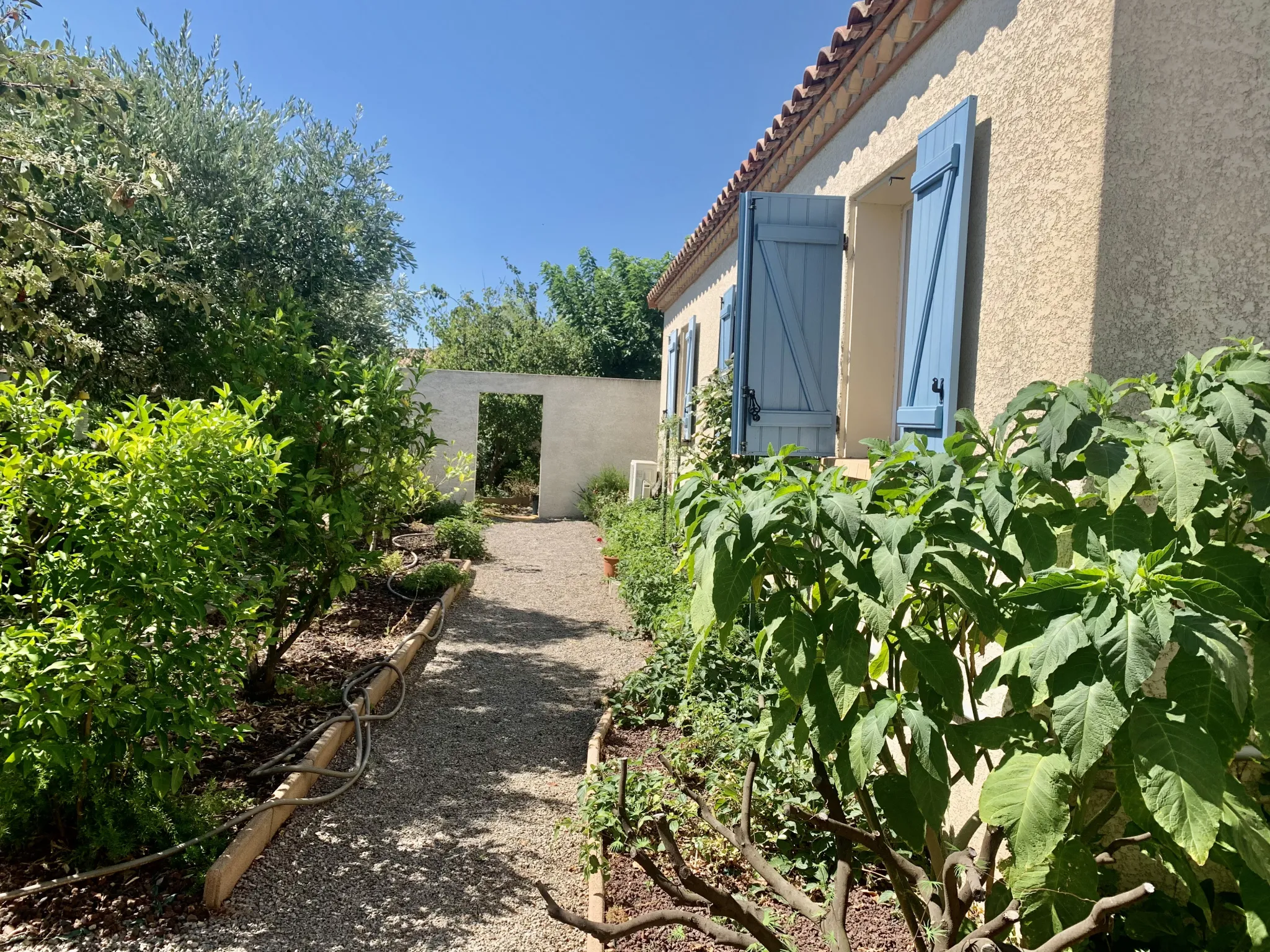 Charmante maison plain pied proche Narbonne à vendre 