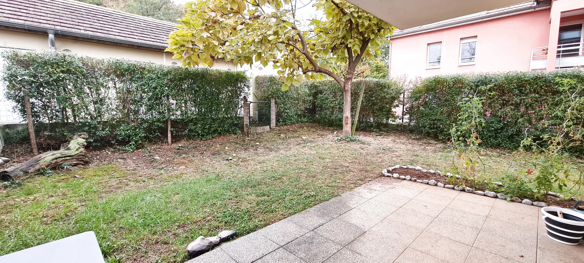 Appartement 2 pièces avec jardin privatif et garage à Wintzenheim 