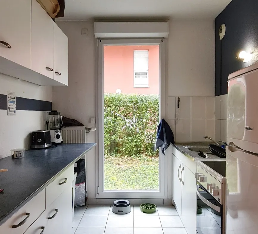 Appartement 2 pièces avec jardin privatif et garage à Wintzenheim 