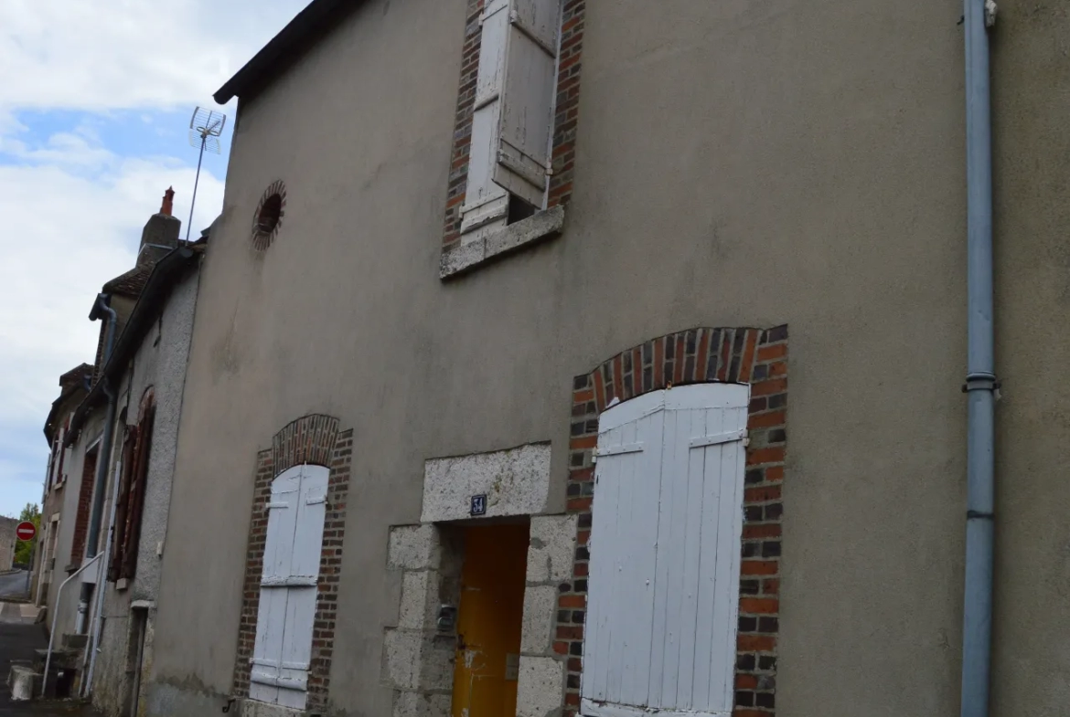 Maison de village à Ferrières-En-Gâtinais (45) avec 5 chambres 