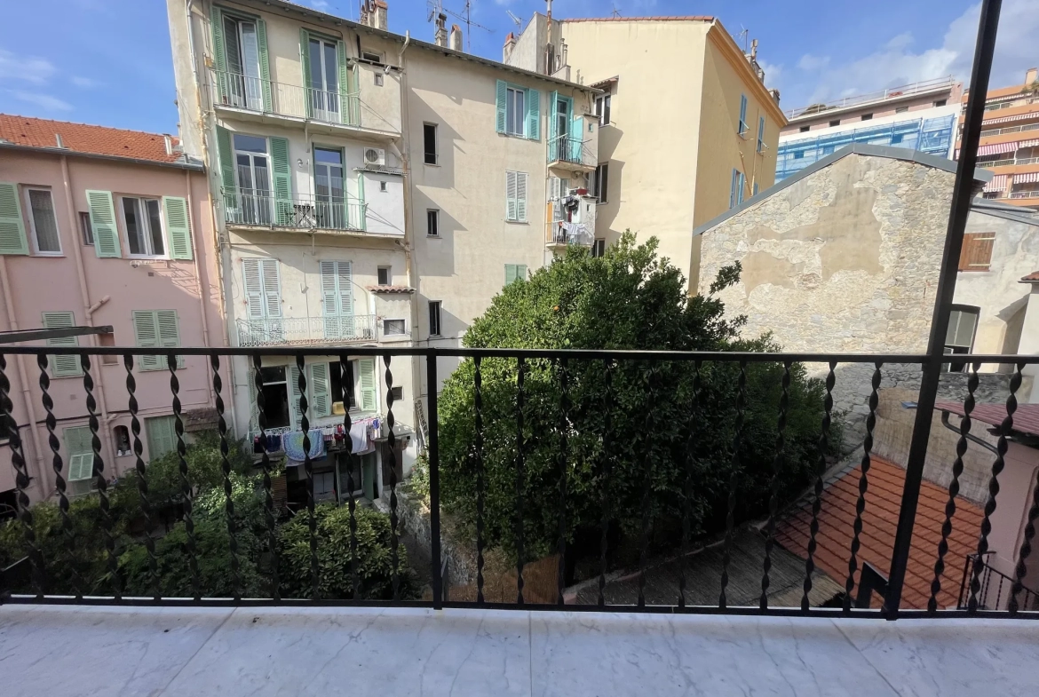 Appartement 3 pièces à Menton 