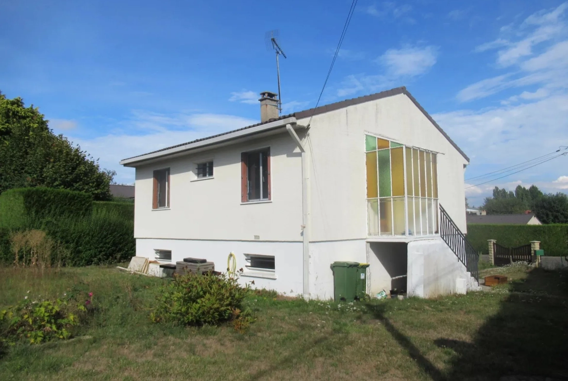 Maison individuelle avec jardin à Orgerus 