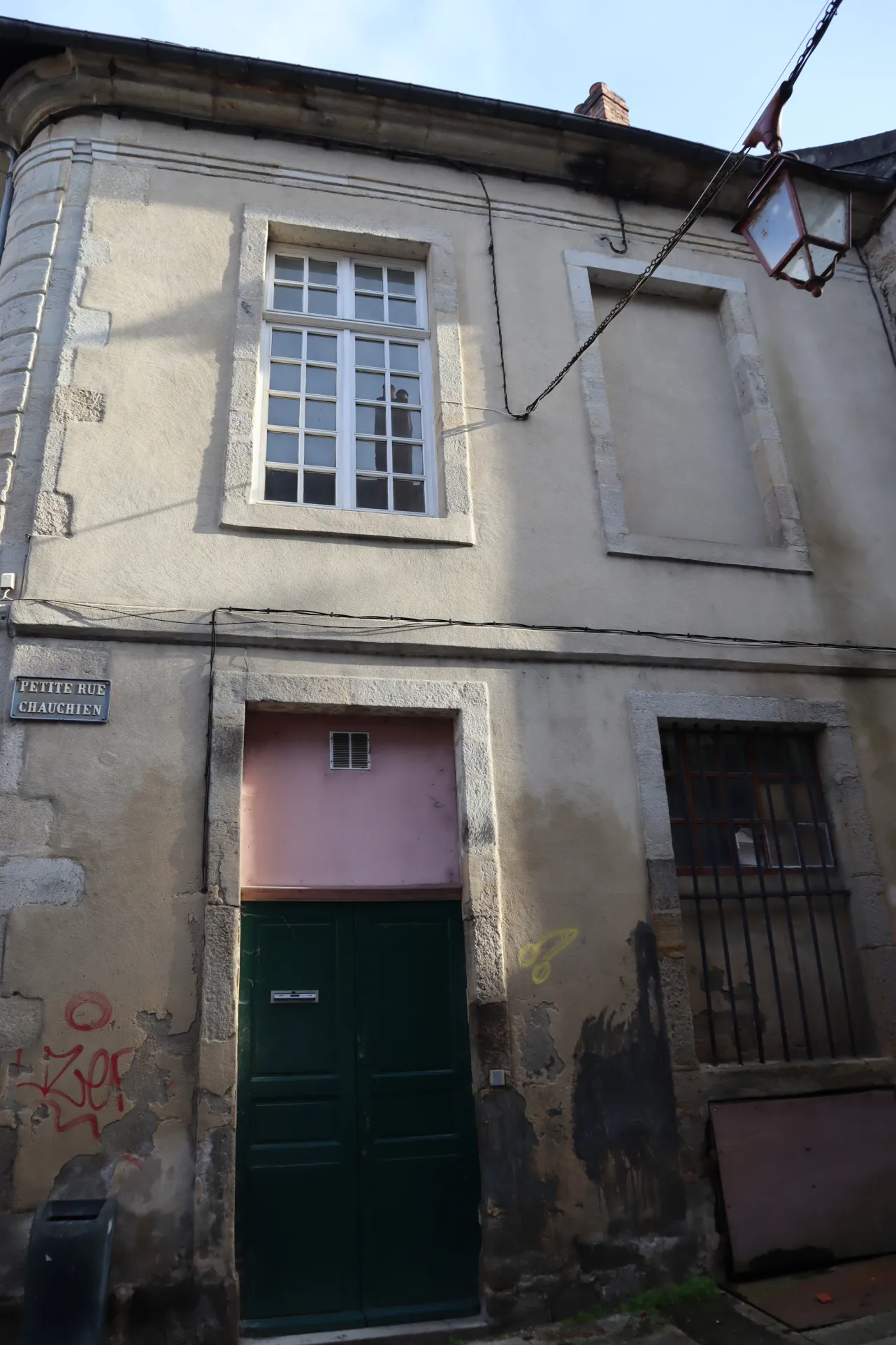 Appartement atypique en triplex à Autun 