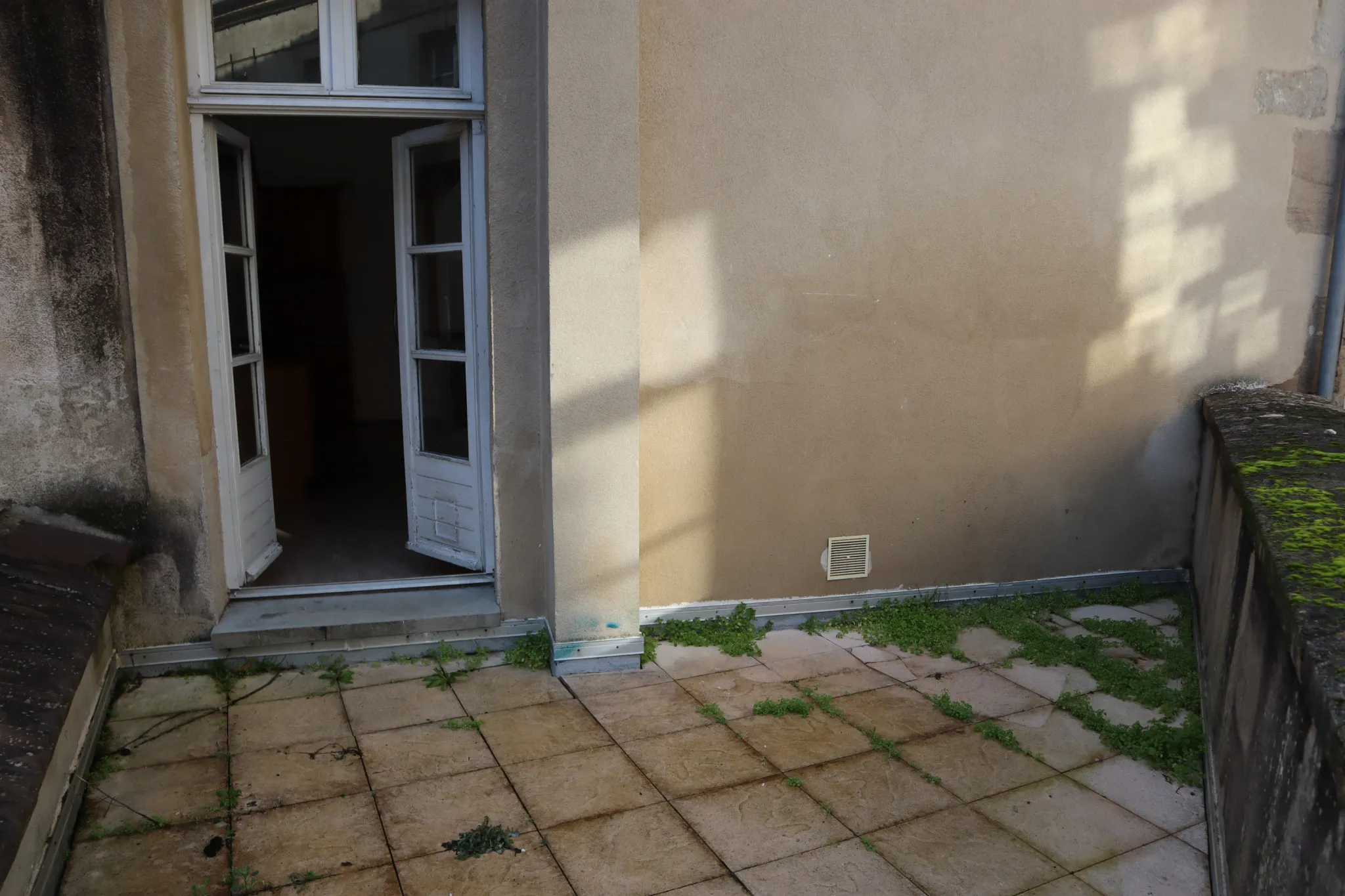 Appartement atypique en triplex à Autun 