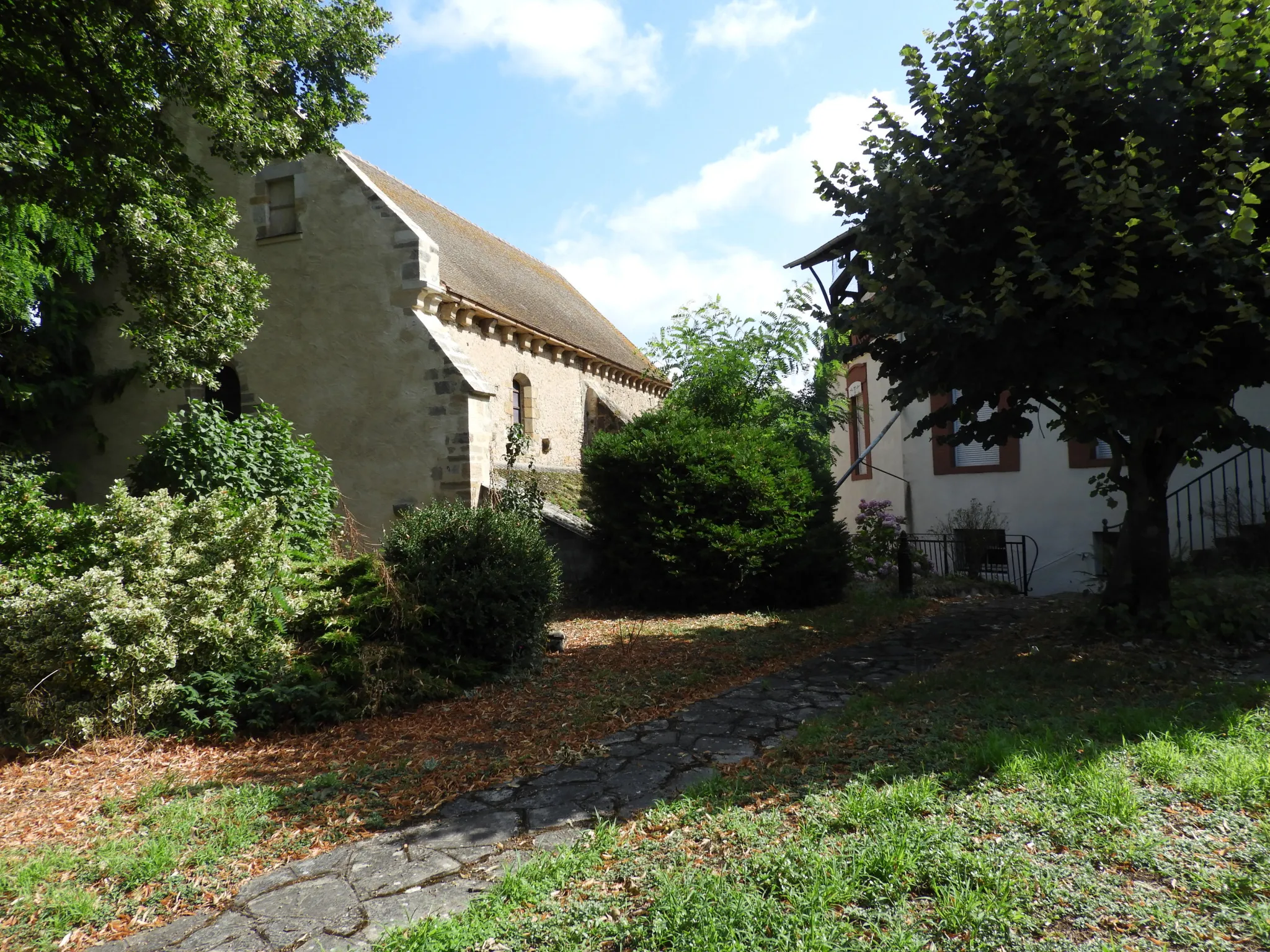 Belle Propriété à Proximité du Canal du Nivernais à Decize (Nièvre) 