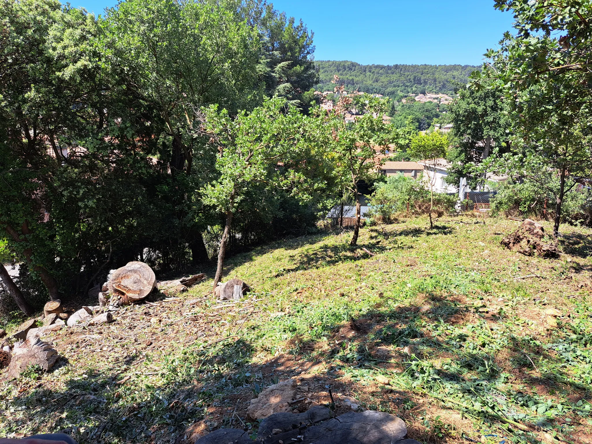 Terrain à bâtir avec vue dégagée à GARDANNE - 172 800 € 