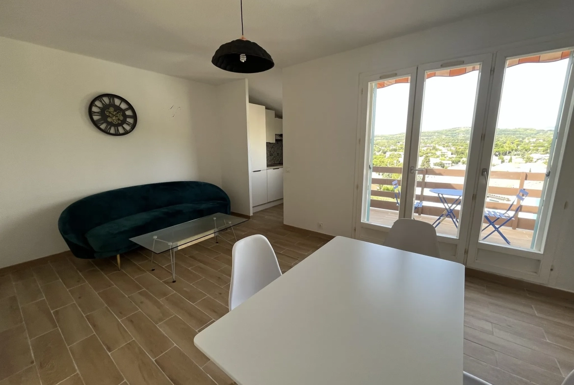 Appartement de 29m2 avec Terrasse et Vue Panoramique à Vaison 