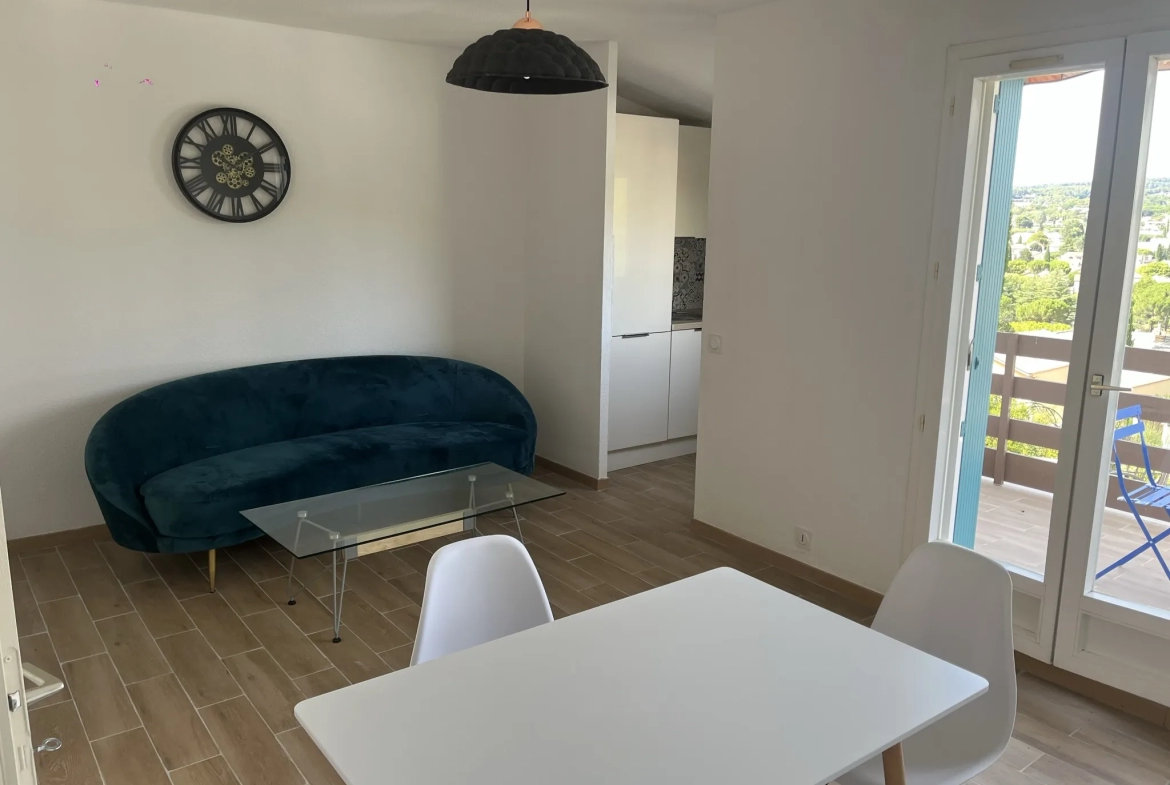 Appartement de 29m2 avec Terrasse et Vue Panoramique à Vaison 