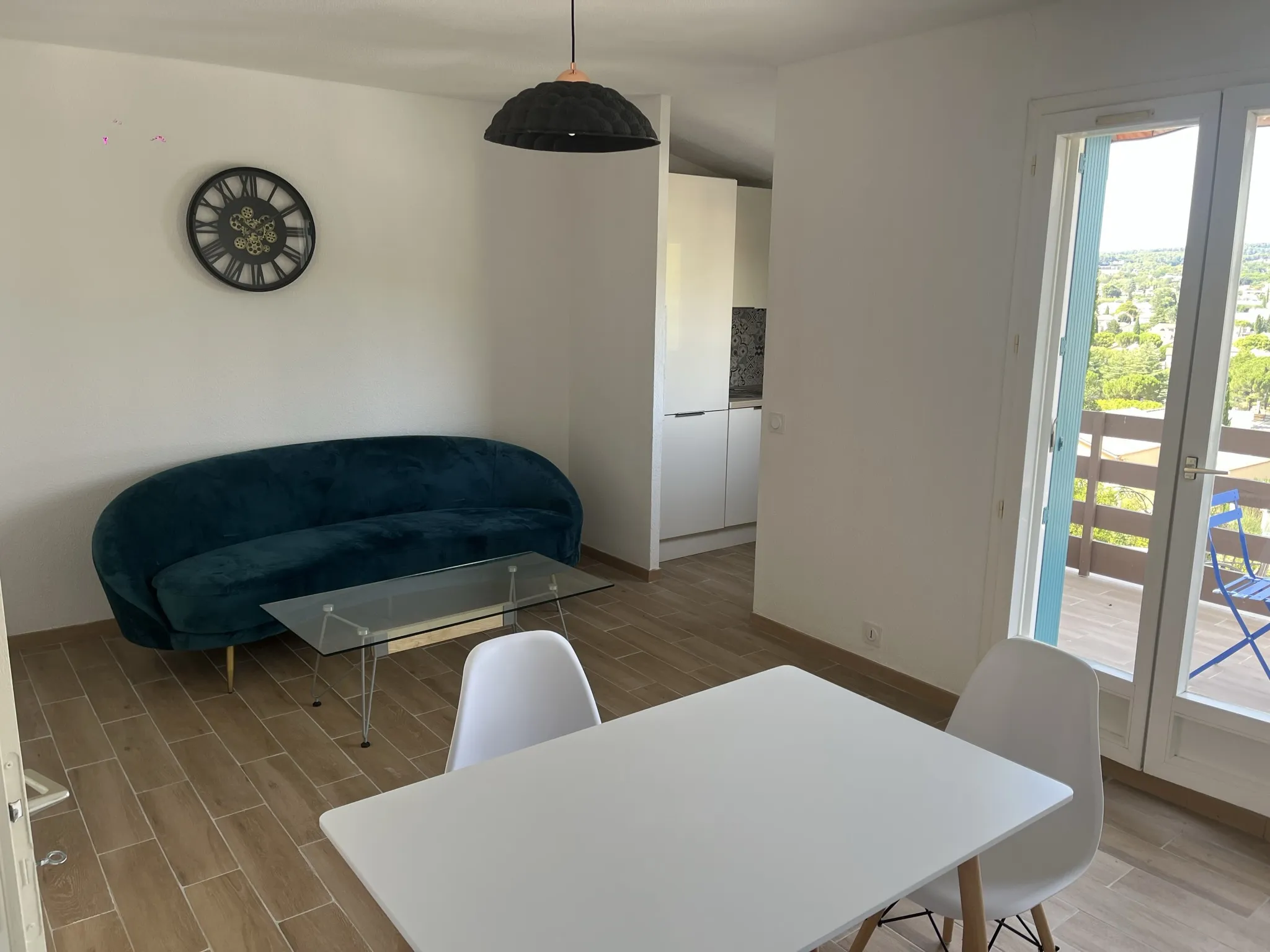 Appartement de 29m2 avec Terrasse et Vue Panoramique à Vaison 