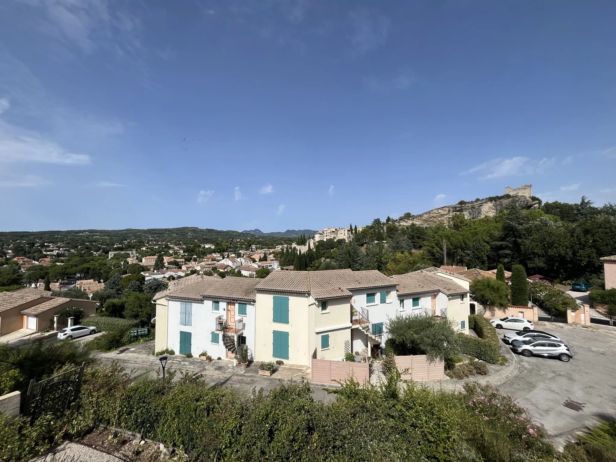 Appartement de 29m2 avec Terrasse et Vue Panoramique à Vaison 