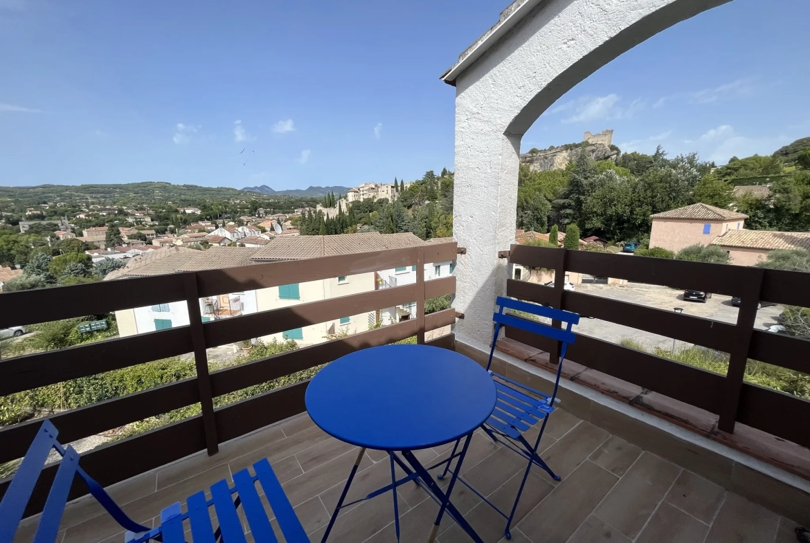 Appartement de 29m2 avec Terrasse et Vue Panoramique à Vaison 