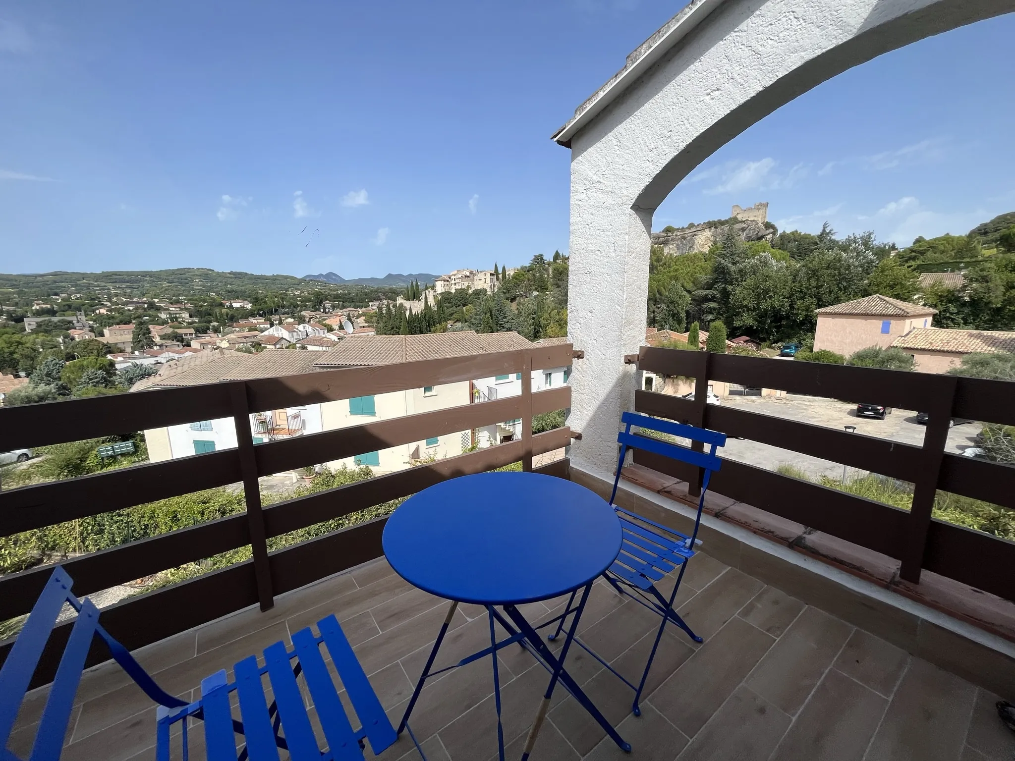 Appartement de 29m2 avec Terrasse et Vue Panoramique à Vaison 