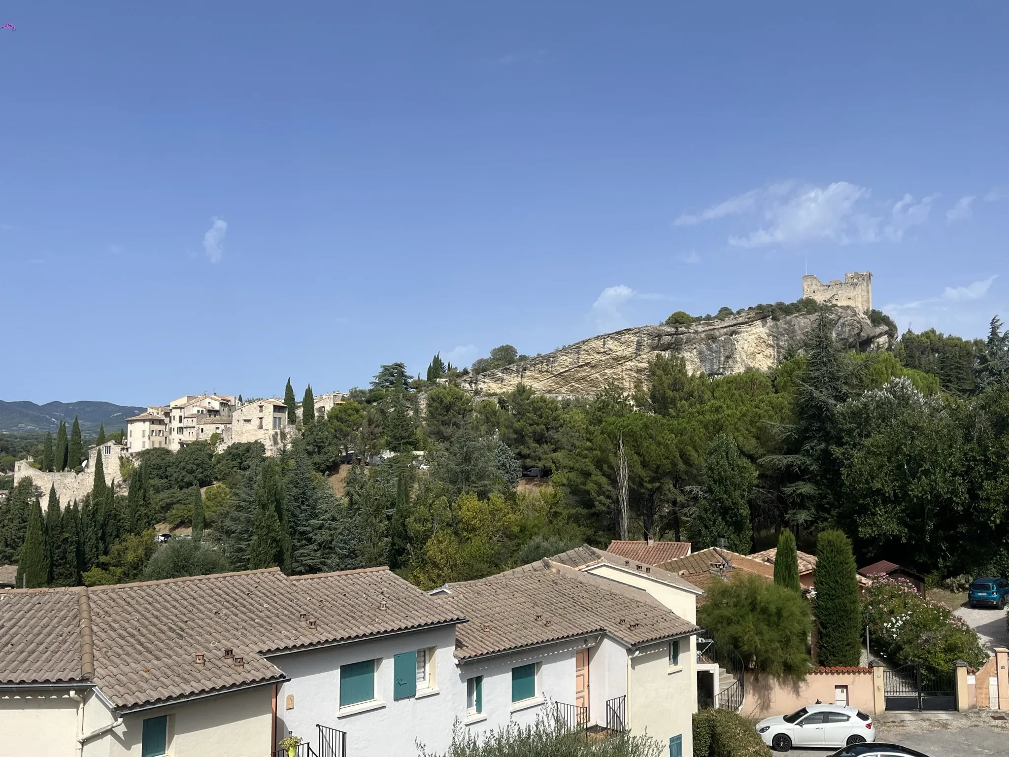 Appartement de 29m2 avec Terrasse et Vue Panoramique à Vaison 