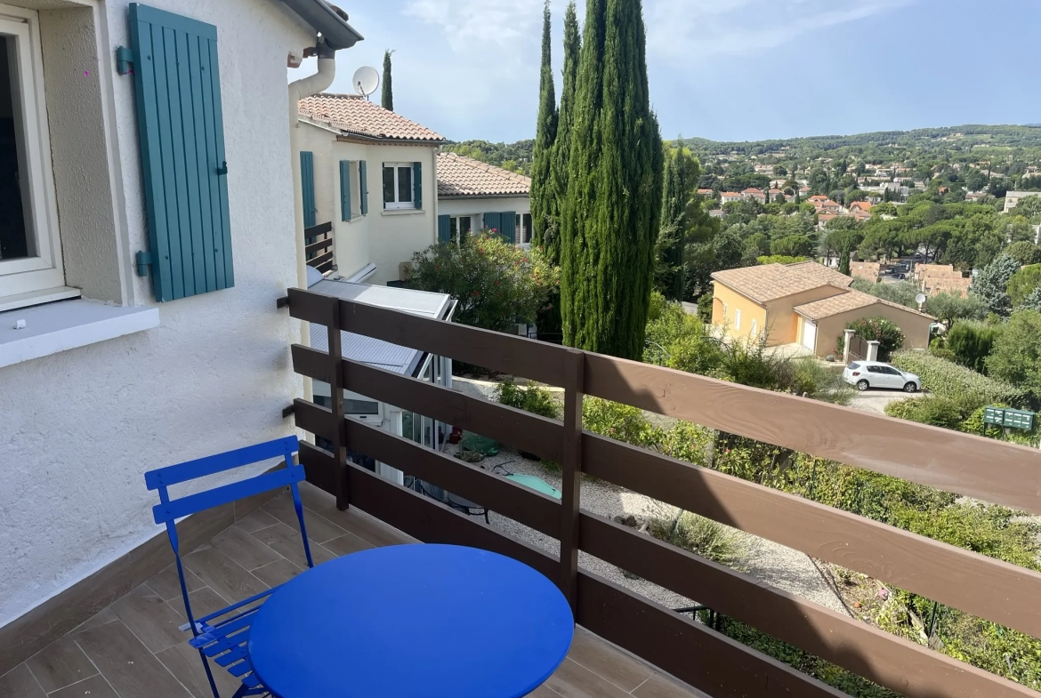 Appartement de 29m2 avec Terrasse et Vue Panoramique à Vaison 