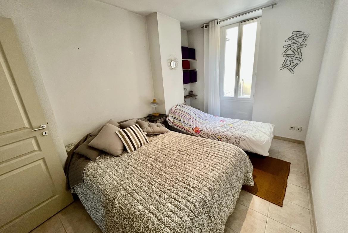 Appartement de 99m2 avec terrasse au centre de Vaison la Romaine 