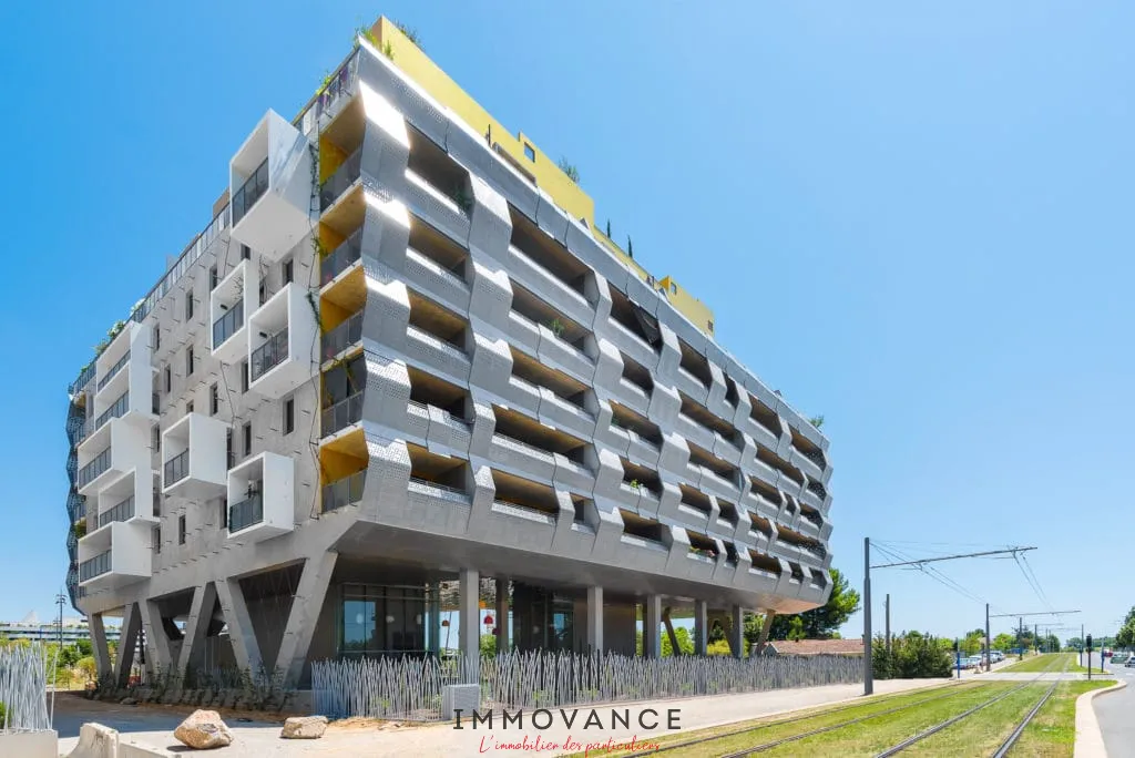 Vente T2 50m2 avec terrasse et place de parking à Montpellier 