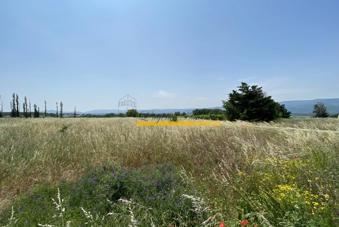 Terrain à bâtir de 389 m2 à Montélimar 