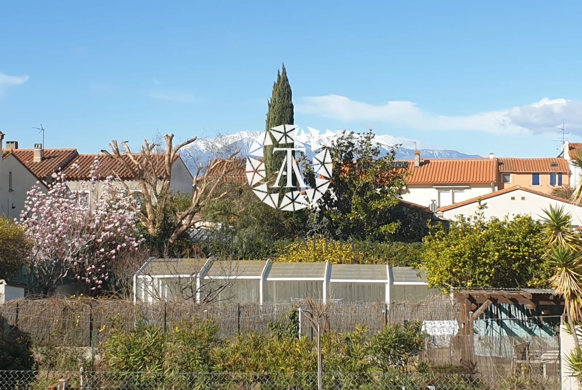 Maison 3 faces à vendre à St Genis des Fontaines avec jardin 