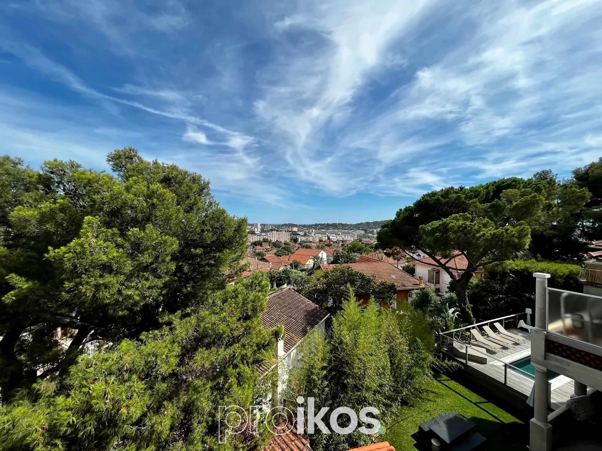 Appartement 3 pièces avec vue dégagée à Toulon 