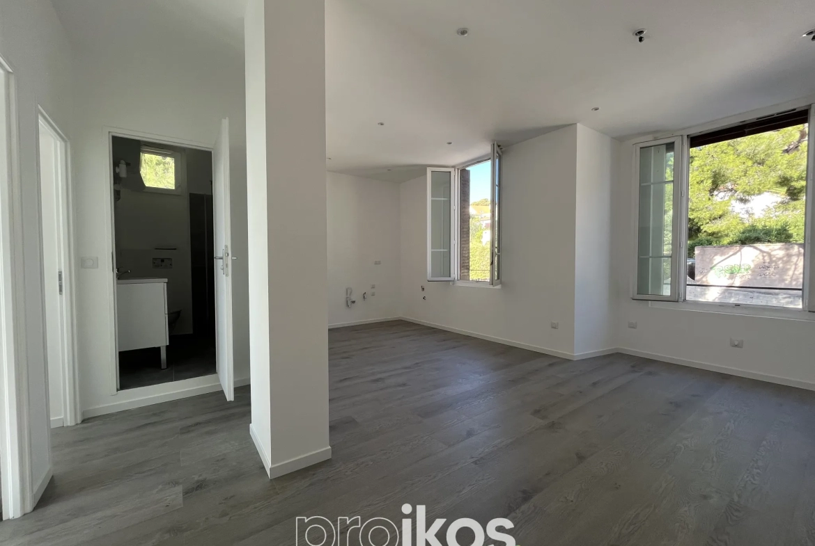 Appartement 3 pièces avec vue dégagée à Toulon 