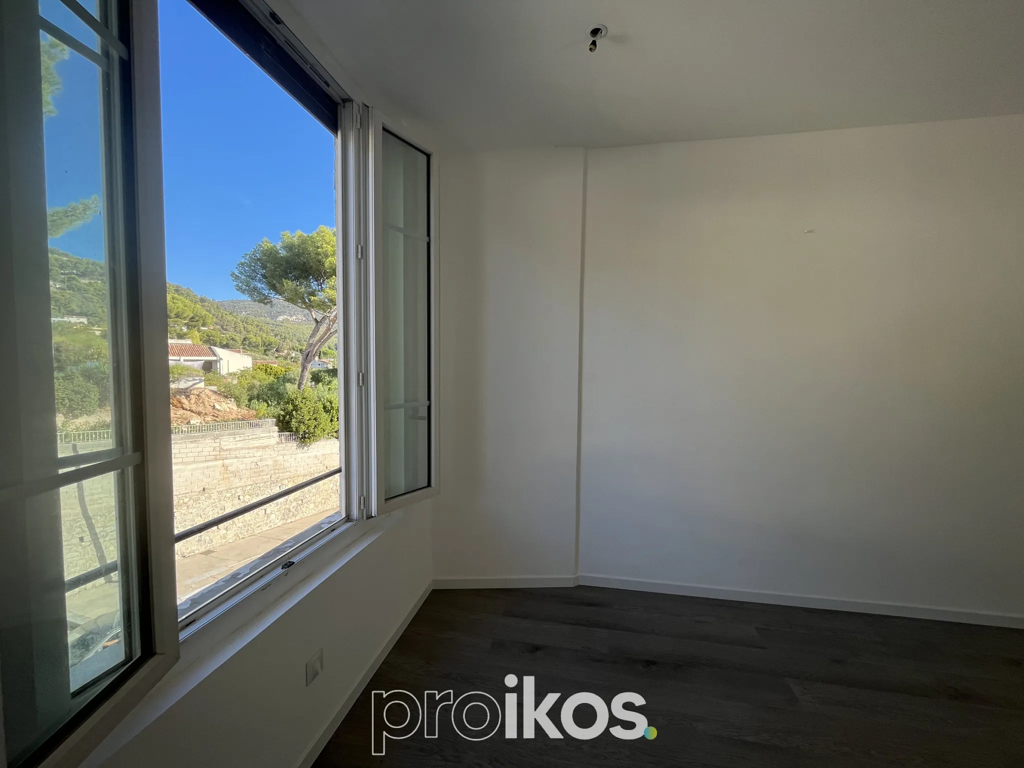 Appartement 3 pièces avec vue dégagée à Toulon 