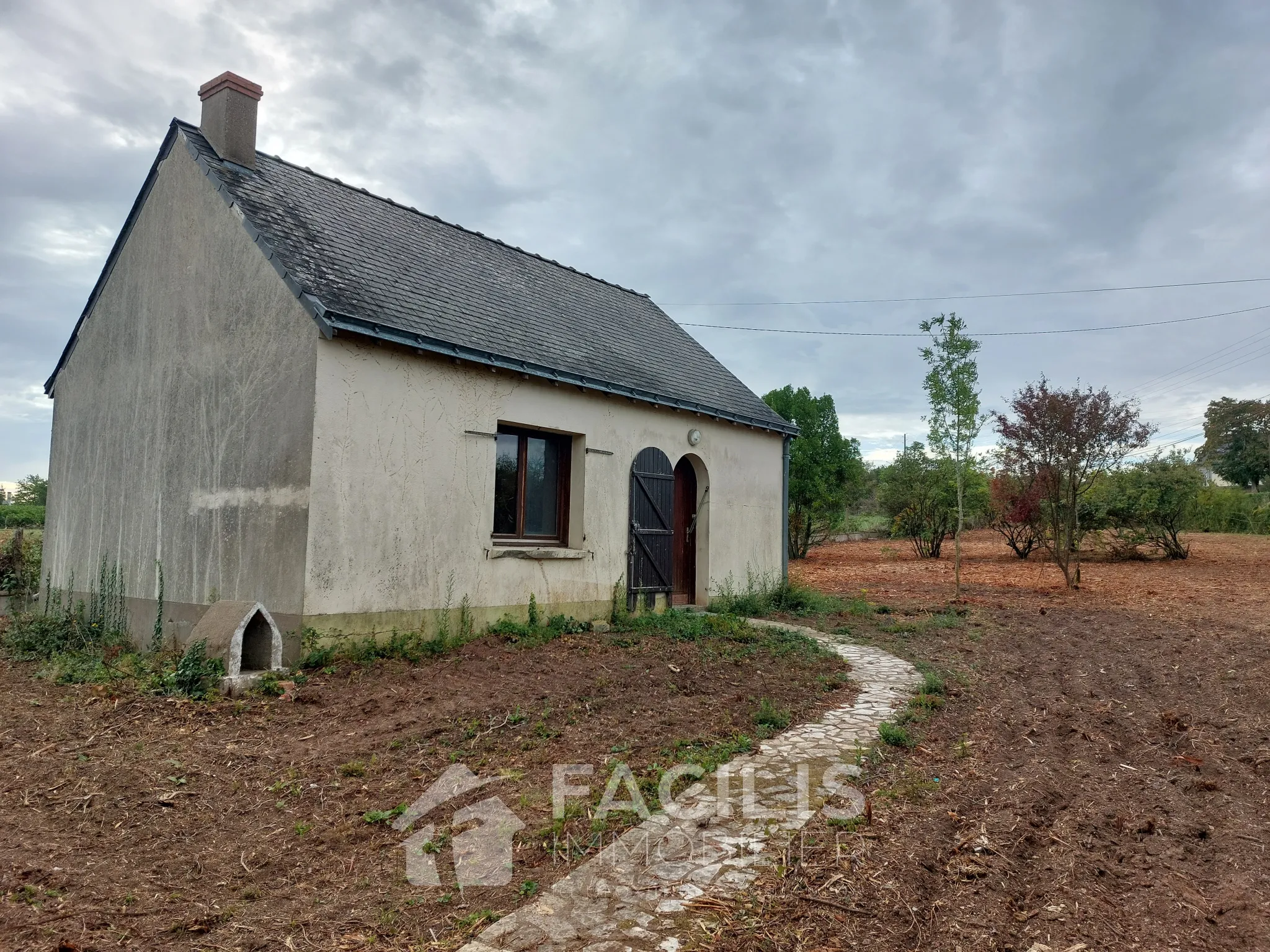 Maisonnette à Montjean sur Loire avec vue, terrain de 1967m2 