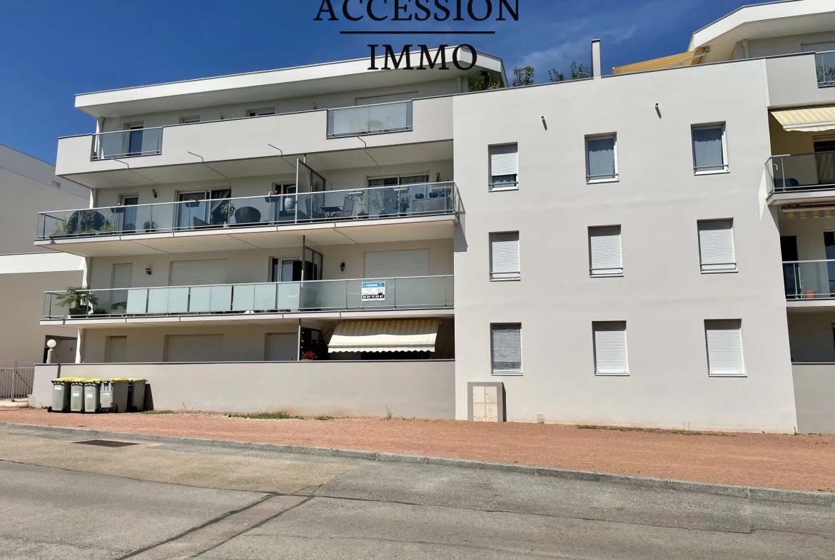 Appartement T3 à Dijon TOISON D'OR 67m2 avec Cuisine neuve et Terrasse 10m2 