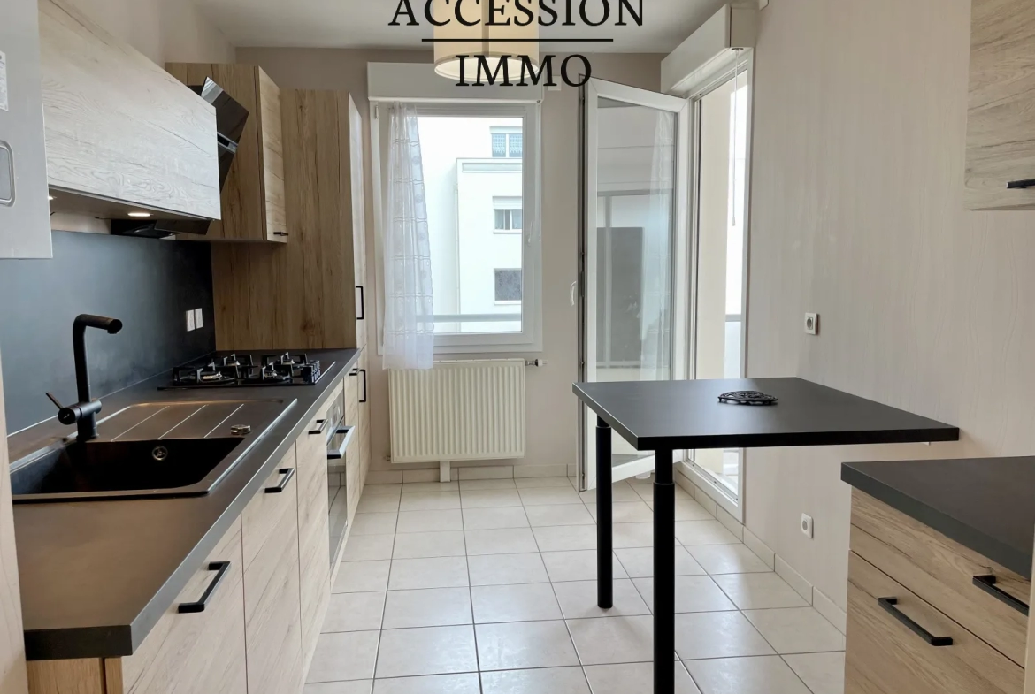 Appartement T3 à Dijon TOISON D'OR 67m2 avec Cuisine neuve et Terrasse 10m2 