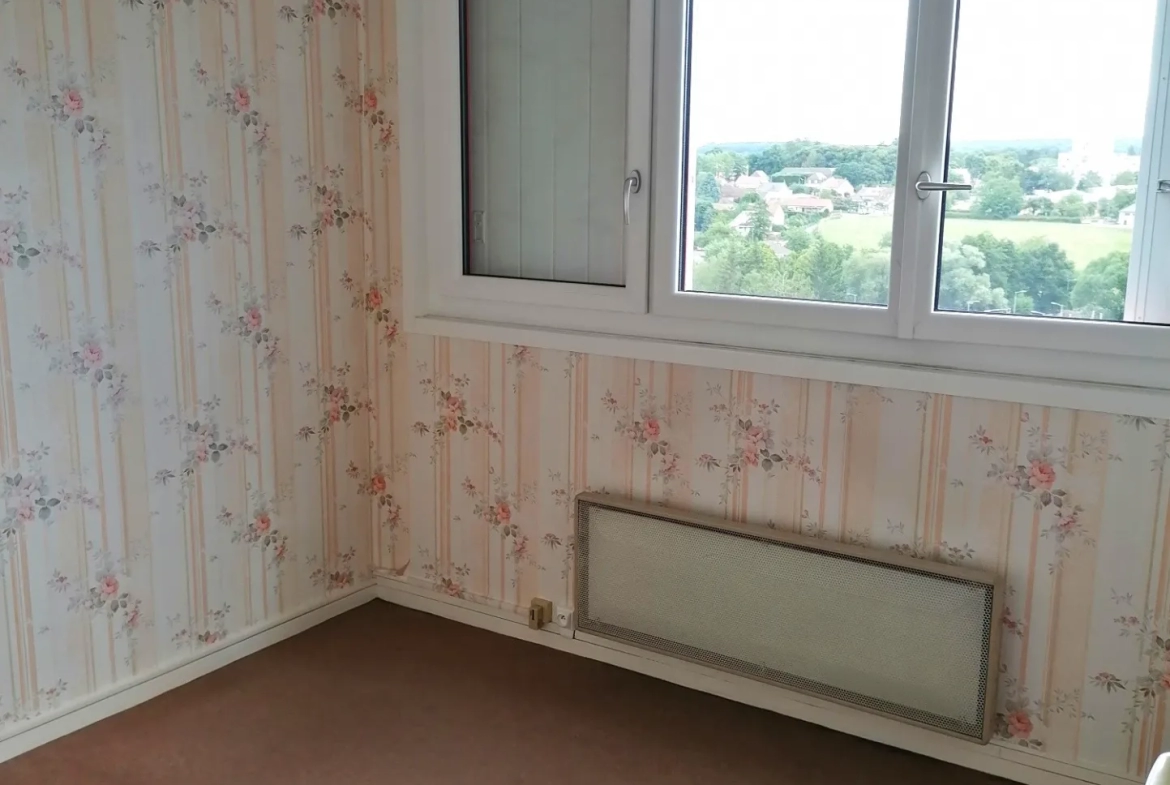 Appartement de 94m2 à Autun. Prix : 89 000 euros. 