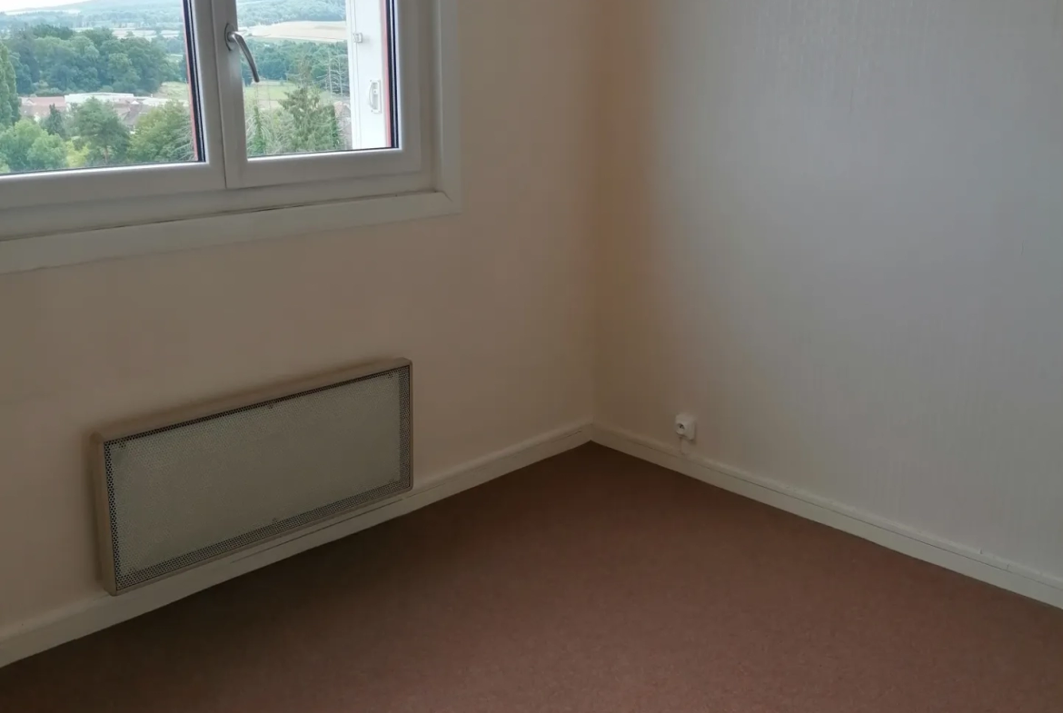 Appartement de 94m2 à Autun. Prix : 89 000 euros. 