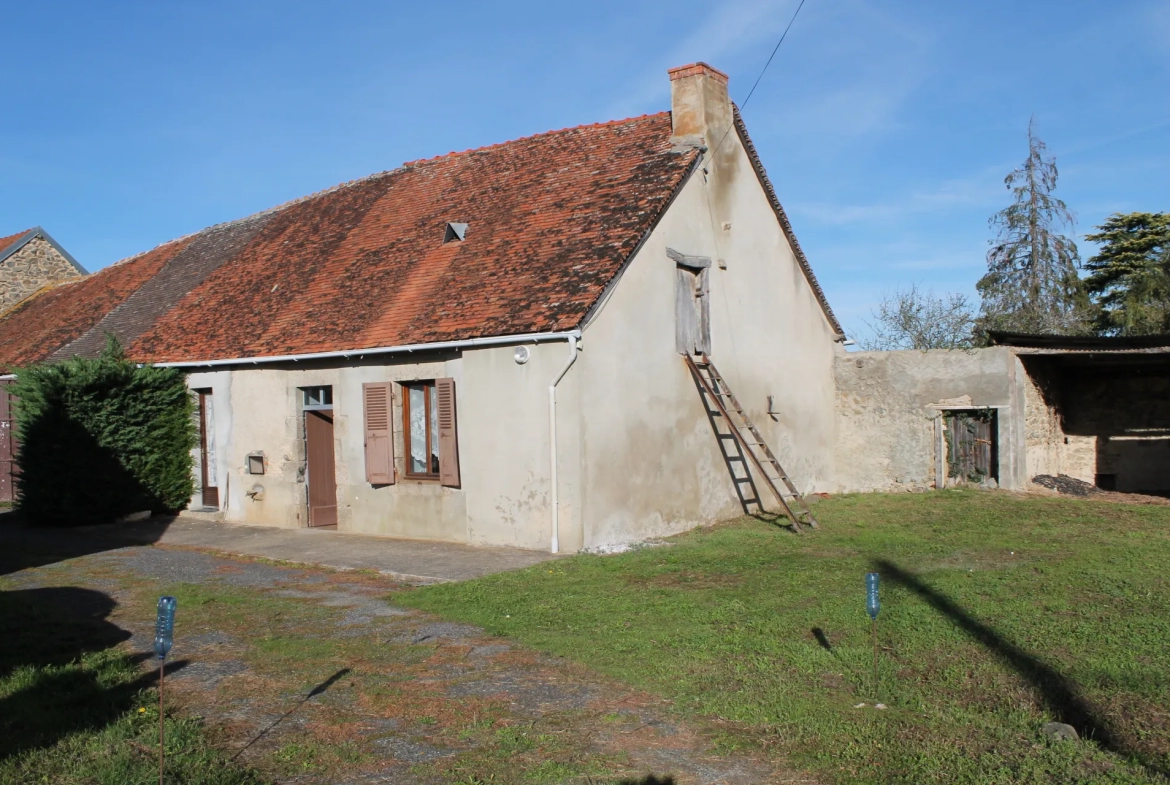 Fermette à Archignat avec granges sur terrain de 2540m2 