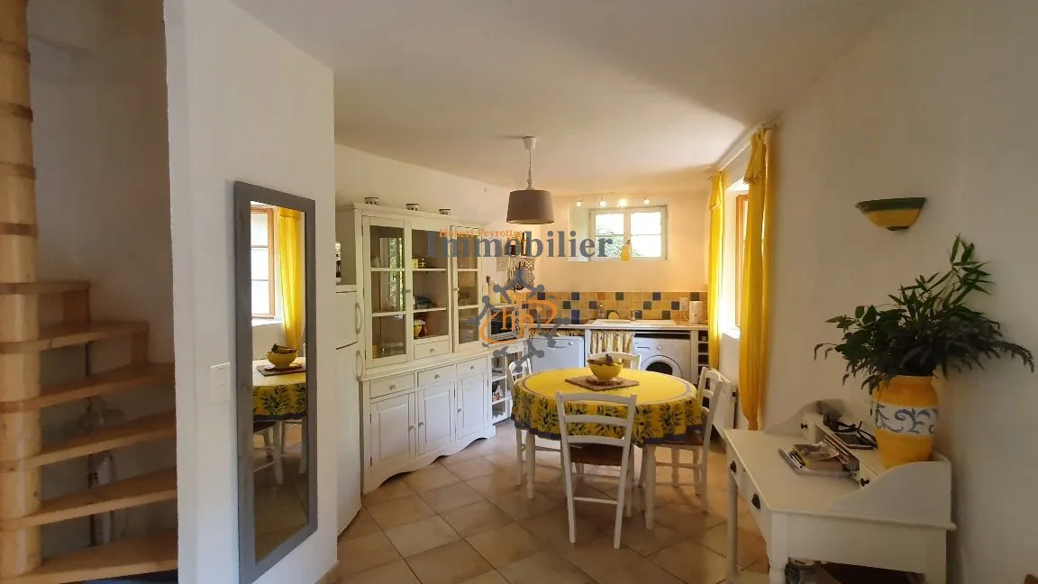 Vente Gîtes Brousse le Château - 235 600 € 