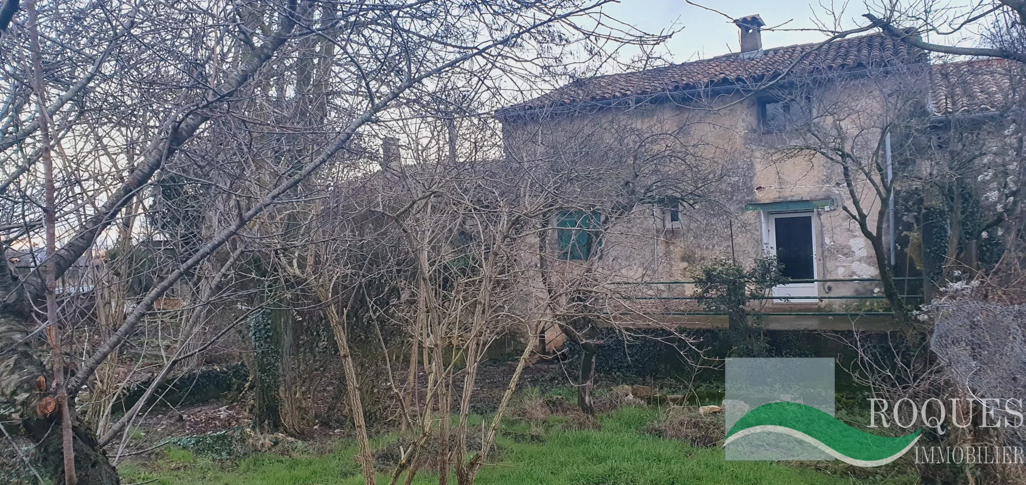 Maison de village à rénover avec jardin attenant à St Maurice de Navacelles 