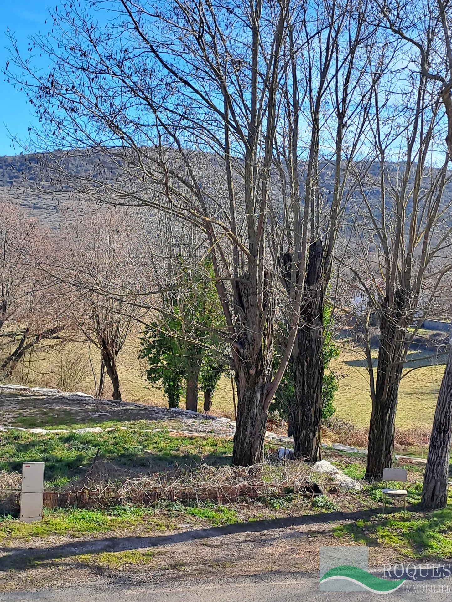 Maison de village à rénover avec jardin attenant à St Maurice de Navacelles 