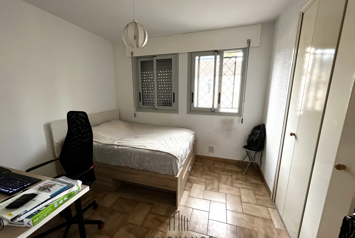 Vente appartement T2 avec balcon et stationnement à Antigone Montpellier 