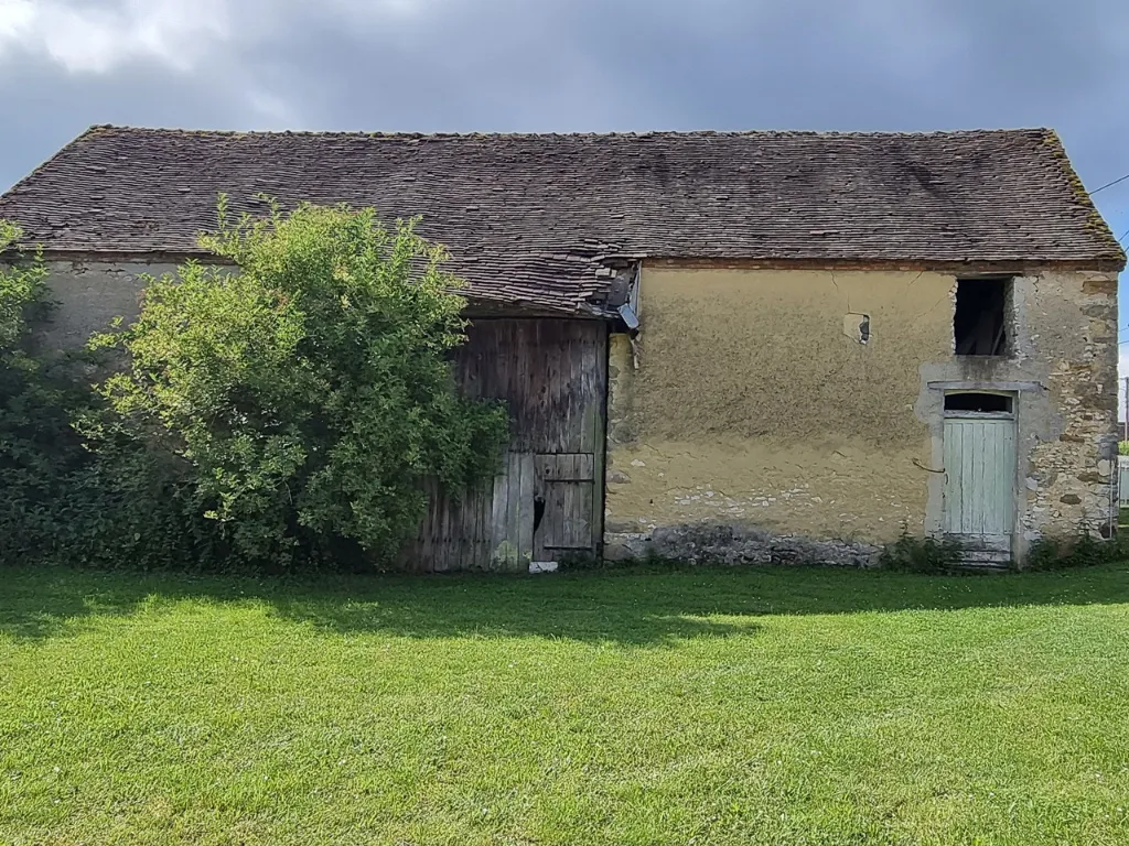 Ensemble de 2 granges à Longueville 