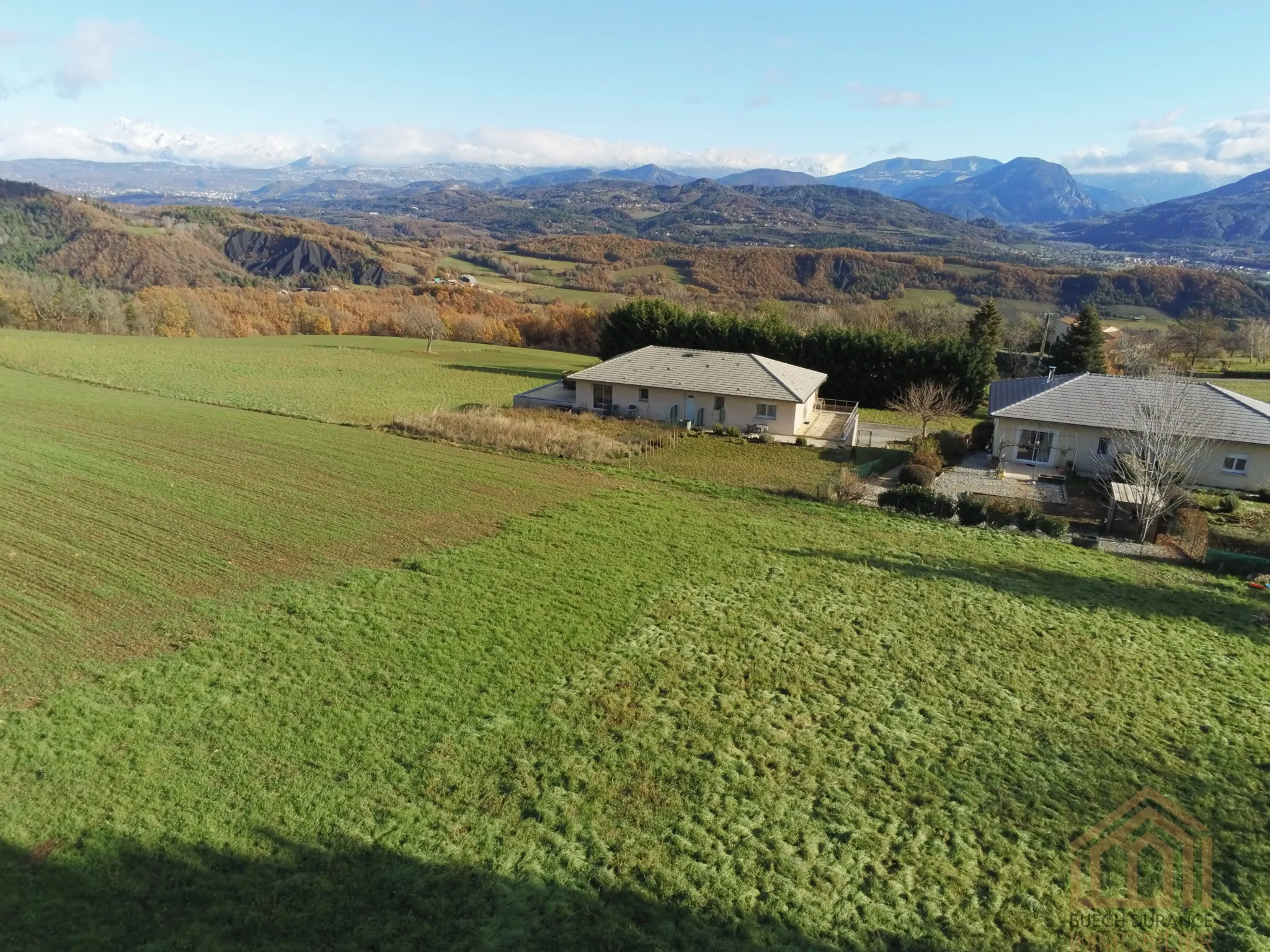 Terrain à bâtir de 1047m2 à Fouillouse 