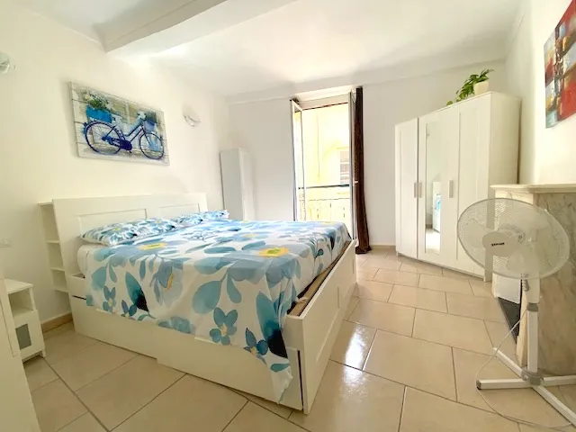 Appartement 2 pièces en vente à Menton Vieille Ville - Rue Longue 