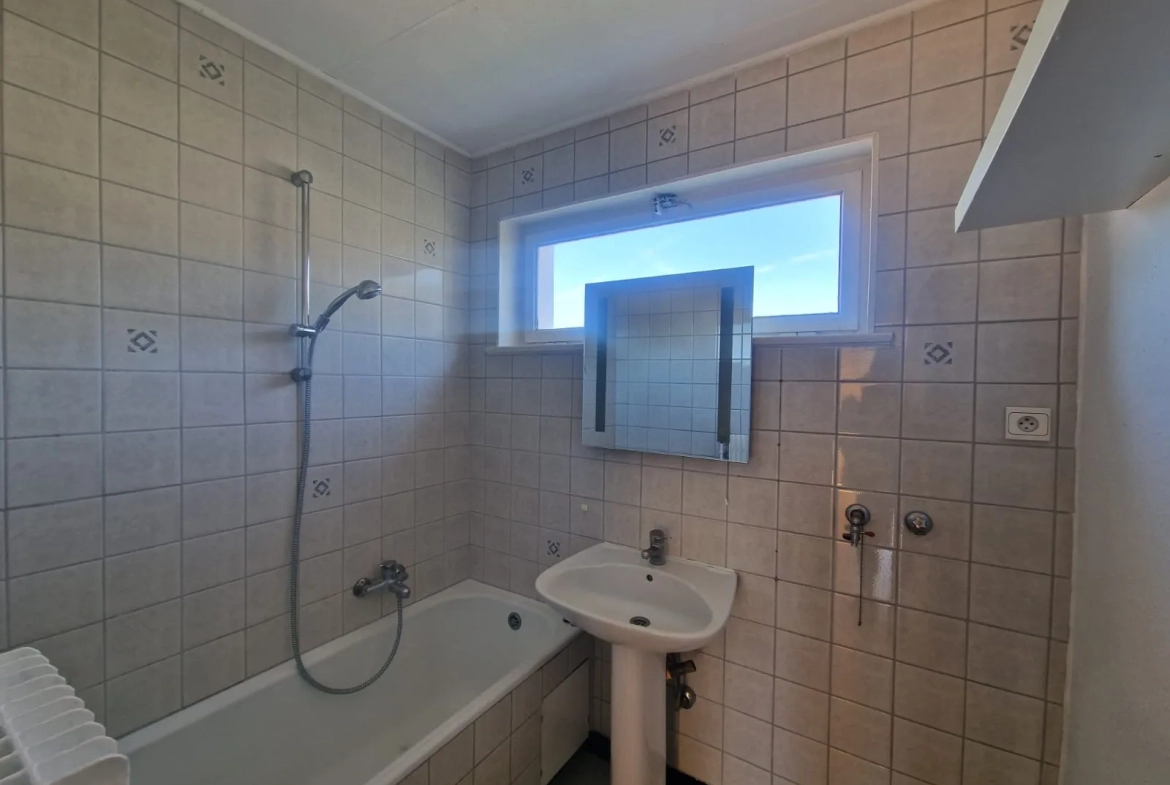 Appartement F4 à vendre à Altkirch, 79,47 m2, travaux à prévoir 