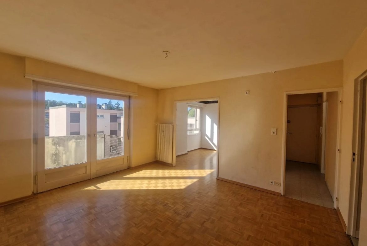 Appartement F4 à vendre à Altkirch, 79,47 m2, travaux à prévoir 