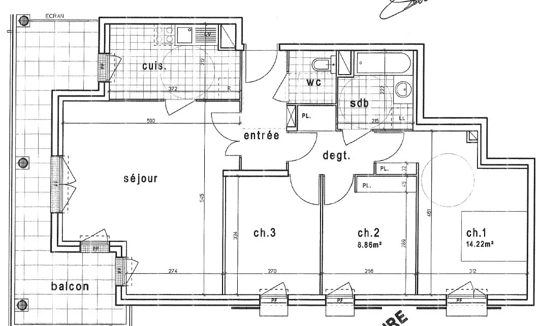 Appartement 4 pièces à Cergy Le Haut 