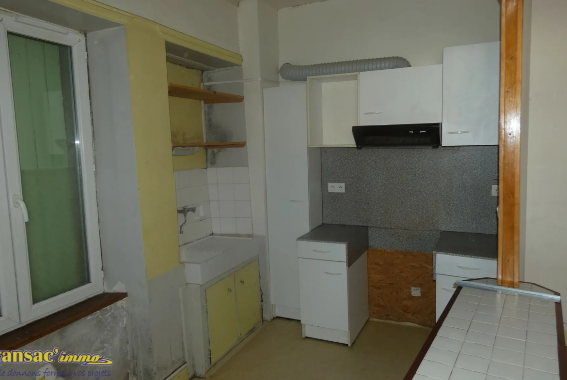 Immeuble de 95m2 à vendre à Courpière (63) 