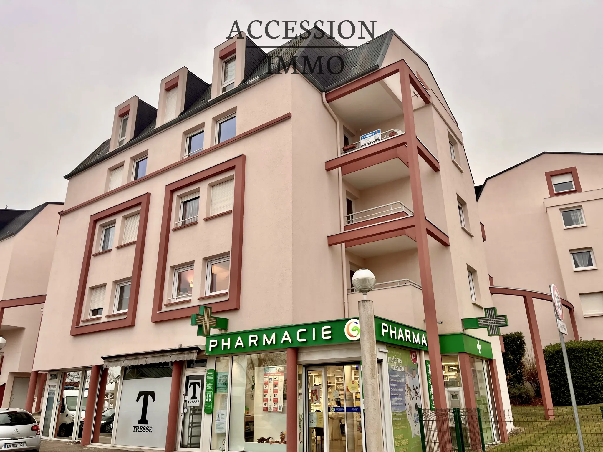 Appartement T5 Lumineux avec Balcons et Parking à Fontaine-lès-Dijon 