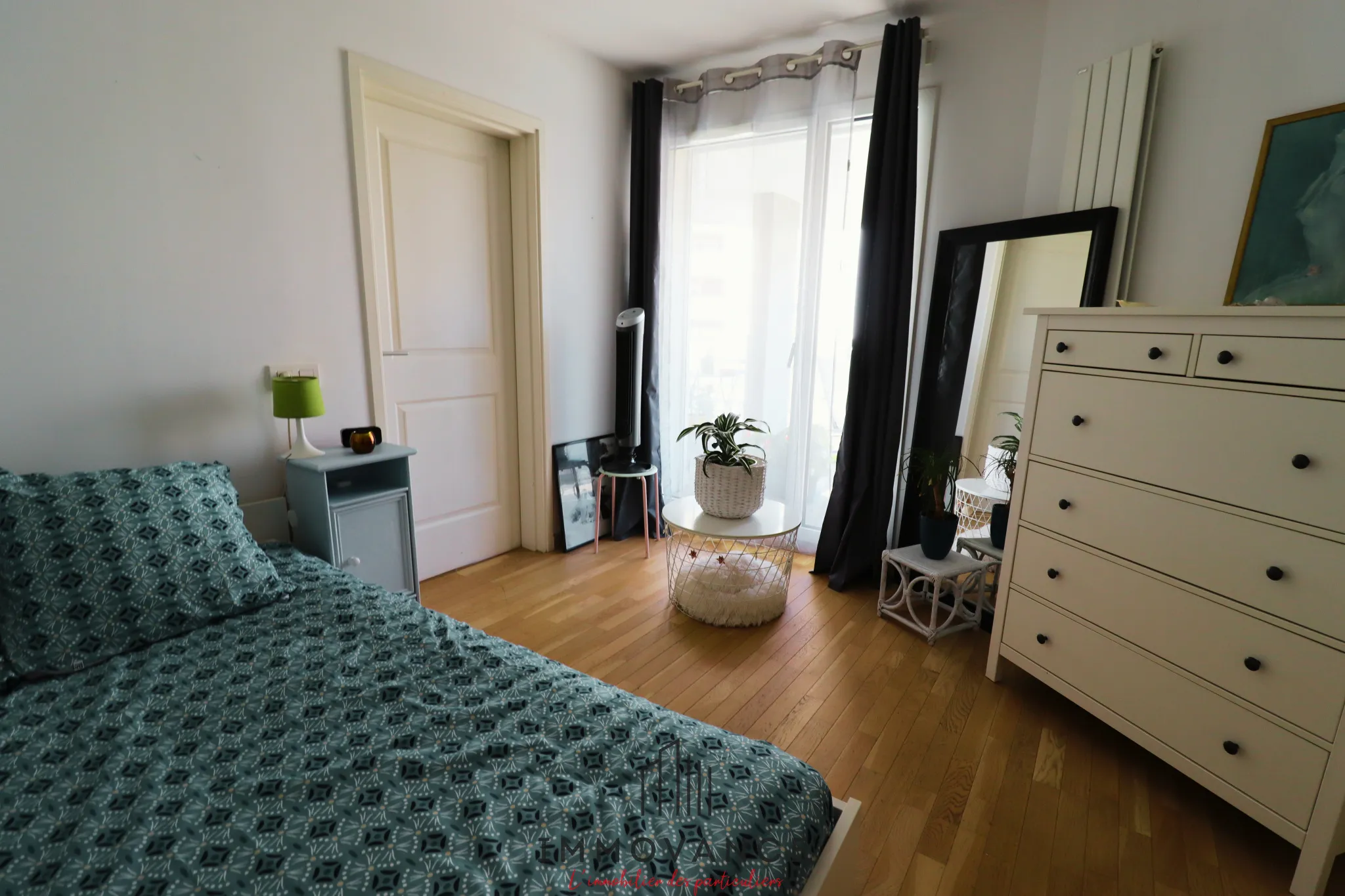 Appartement T2 avec terrasse à vendre à Port Marianne, Montpellier 