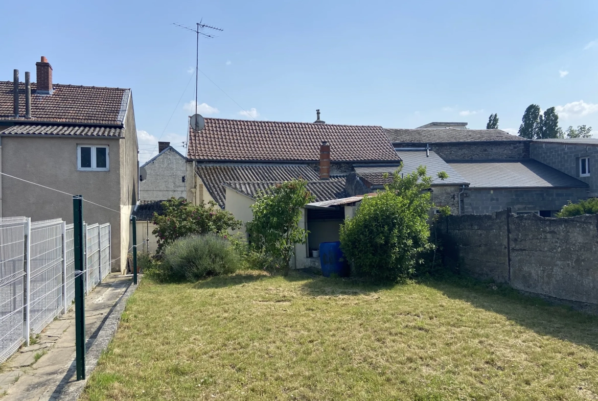 Maison Semi-Individuelle avec Garage à Jeumont 