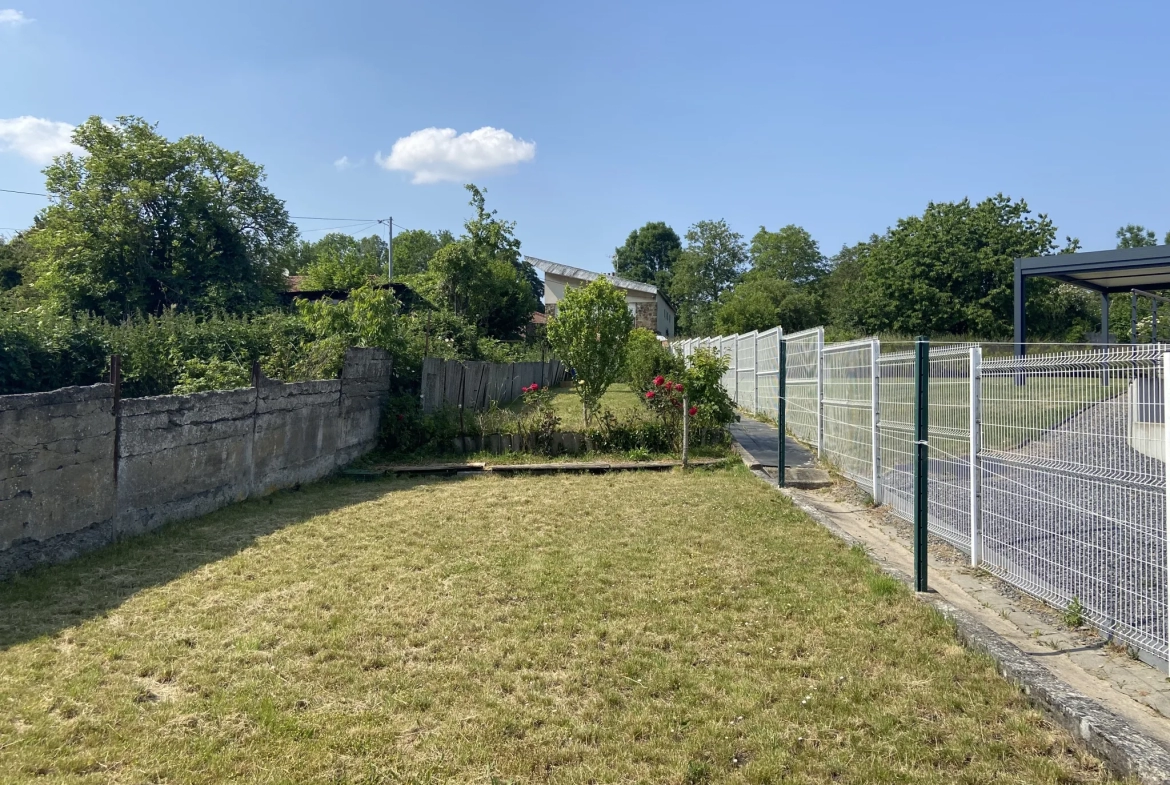 Maison Semi-Individuelle avec Garage à Jeumont 