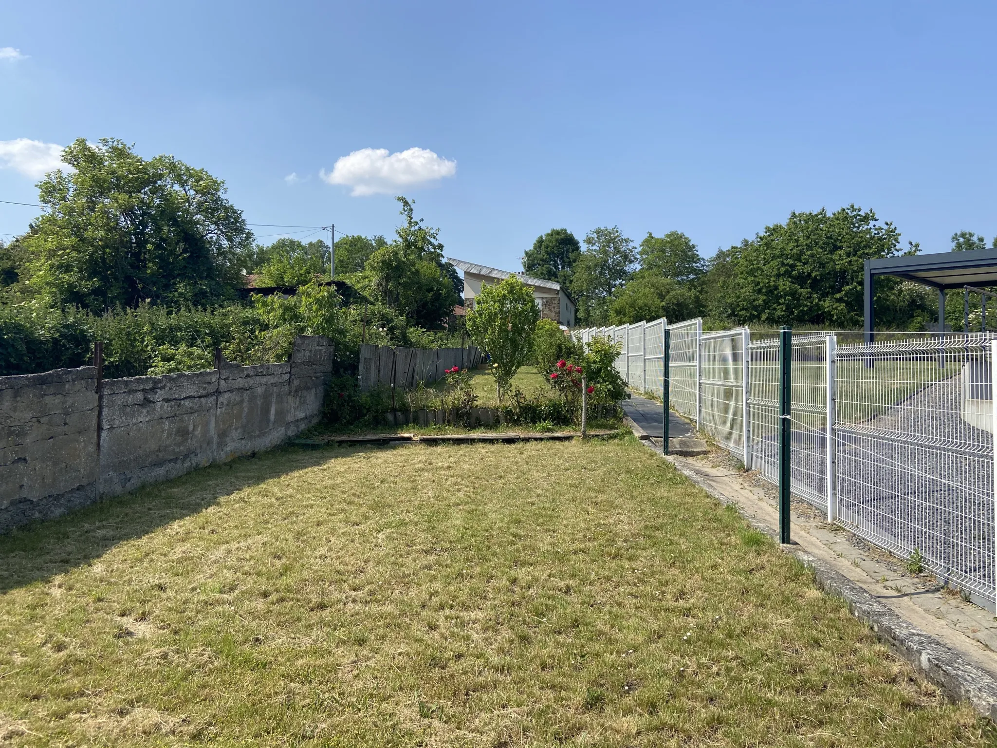 Maison Semi-Individuelle avec Garage à Jeumont 