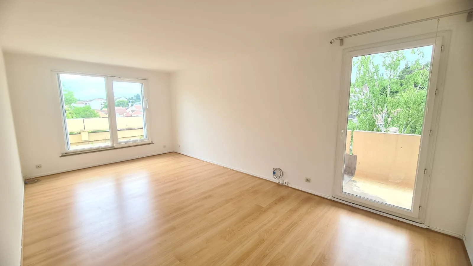 Vente - Appartement 3 Pièces avec Grande Terrasse à Villebon-sur-Yvette 