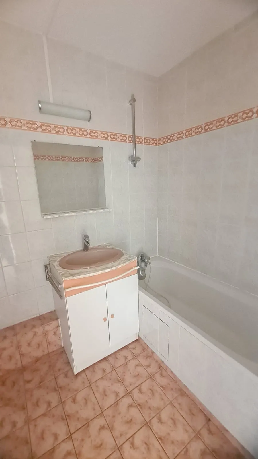 Vente - Appartement 3 Pièces avec Grande Terrasse à Villebon-sur-Yvette 