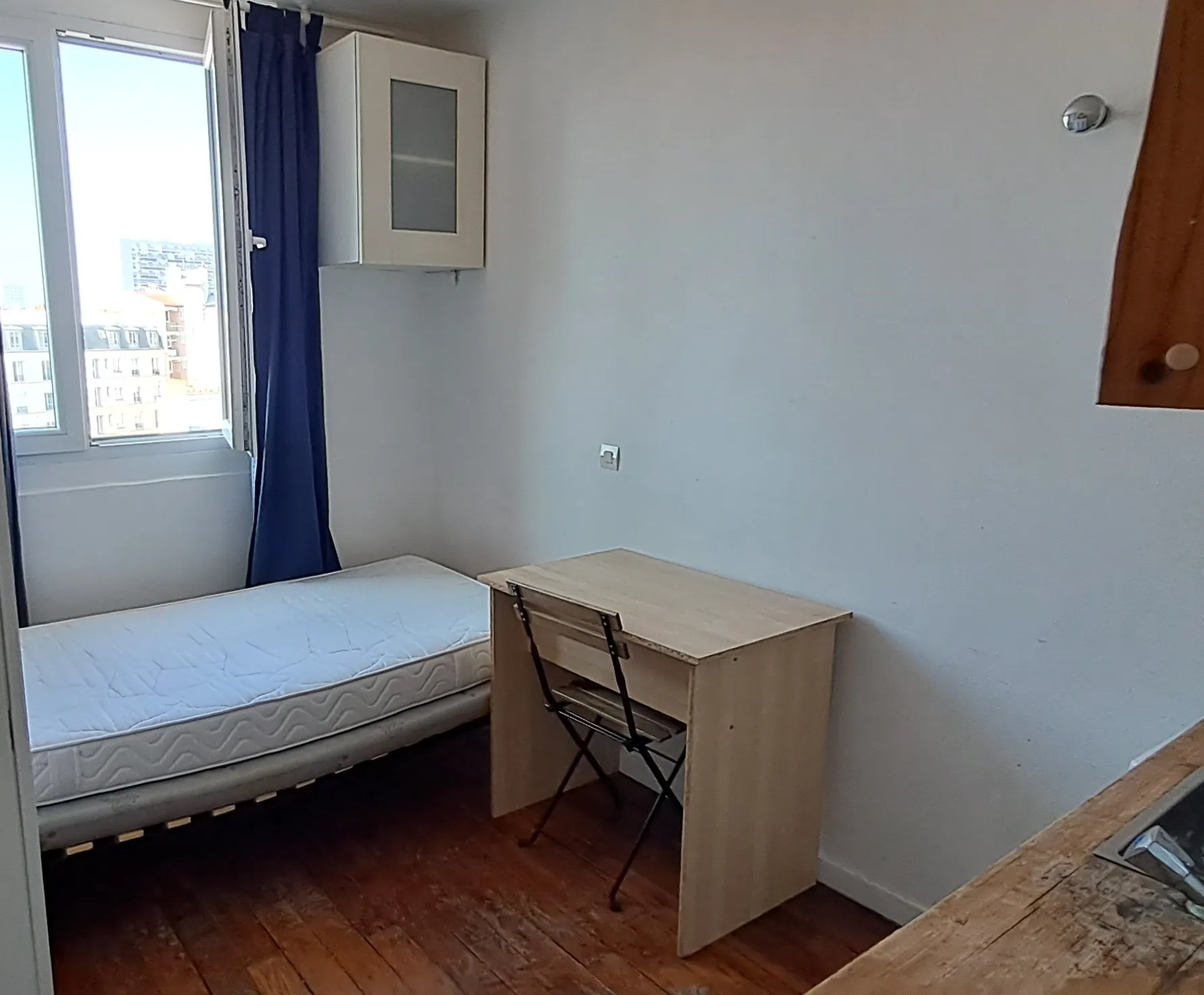 Studio lumineux à vendre à Paris 14 - Dernier étage et vue dégagée 